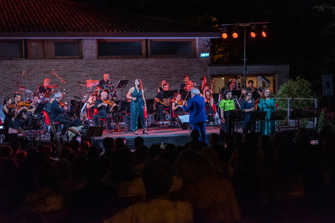 “Ava Live 2022”, le foto del concerto: a Castelfranco vincono musica e amore