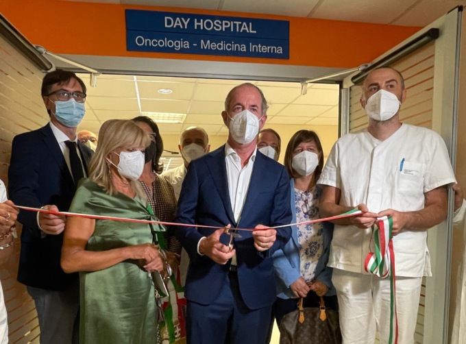 Zaia ha inaugurato la nuova Oncologia all’ospedale di Oderzo