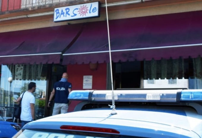 “Bar Sole”, una vera e propria “centrale dello spaccio”: il questore lo chiude per 15 giorni