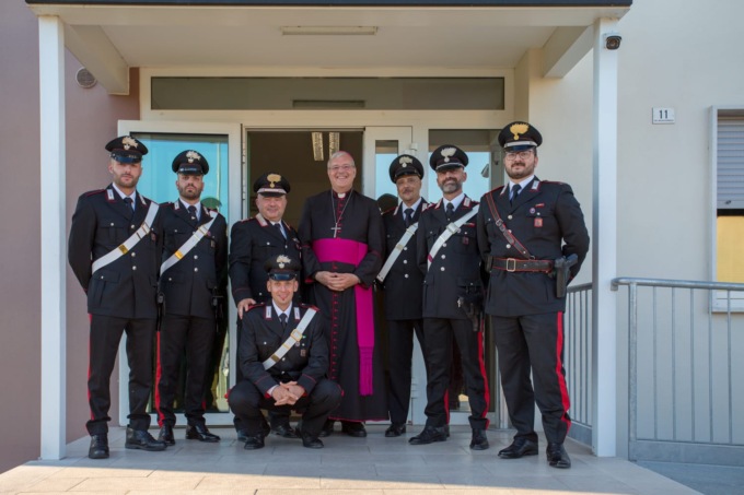 San Pio X, messa e processione a Riese: le foto dell’incontro del vescovo Tomasi con i Carabinieri