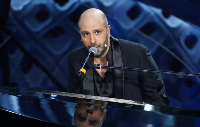 Checco Zalone a Conegliano: il comico dei record il 25 novembre 2022 alla Zoppas Arena!