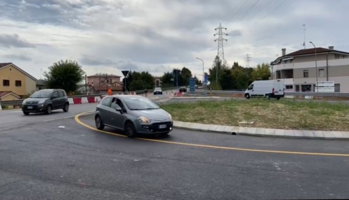 Aperta da ieri, mercoledì 28 settembre, la nuova rotatoria di Lanzago di Silea
