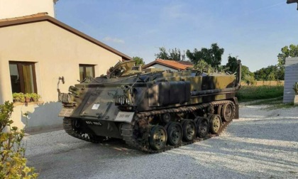 Venti di guerra a Montebelluna? Macché, il carro armato "andava" a una festa