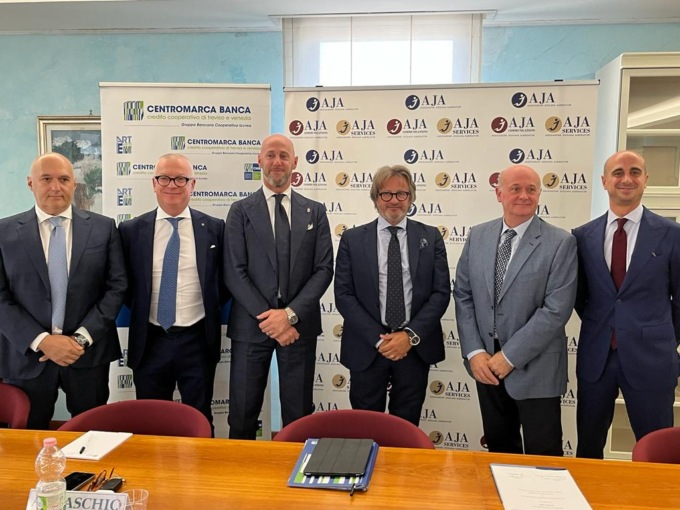 Sostenibilità, CentroMarca Banca supporta il progetto per misurarla con un algoritmo negli alberghi di Jesolo