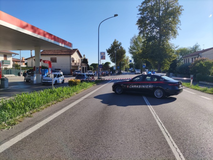 Tragedia a Spresiano, pedone travolto e ucciso da un’auto sulla Pontebbana