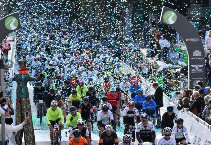 Prosecco Cycling, un brindisi infinito: in 2.200 a pedalare tra le Colline Unesco