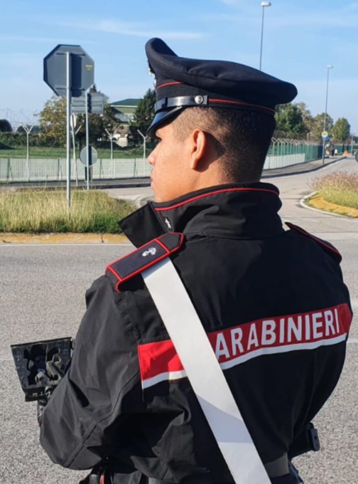 Provoca l’incidente e manda all’ospedale una 49enne: “pirata della strada” beccato dai carabinieri