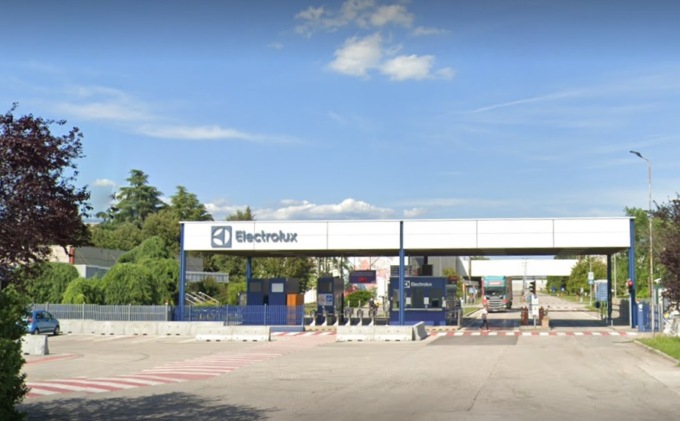 Posti di lavoro a rischio: Electrolux annuncia un taglio di 4mila addetti in tutte le sedi