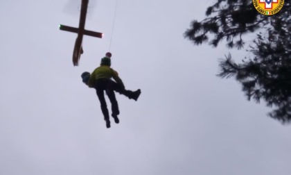 Escursionista 57enne scivola al Bivacco dei Loff, salvata con l'elisoccorso