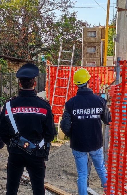 Raffica di controlli nei cantieri edili del trevigiano: cinque attività sospese e 200mila euro di sanzioni