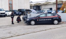 Rubano l'Alfa Romeo dall'autofficina a Castelfranco, poi inizia l'inseguimento da film: arrestato un 39enne