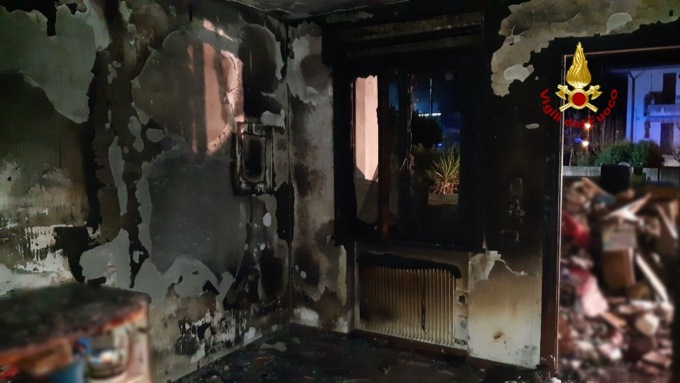 L’incendio del garage si estende all’abitazione: intossicati un ragazzino e due donne a Casier