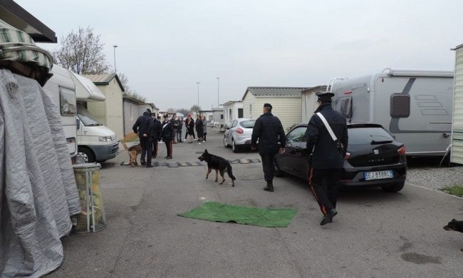 Tensione al campo rom sulla Feltrina per una lite tra coniugi