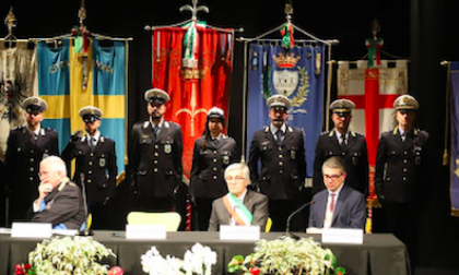 Premiati col caschetto d'oro sei agenti della polizia locale di Treviso
