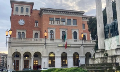 Treviso, le foto dello storico Palazzo delle Poste di piazza Vittoria appena restaurato