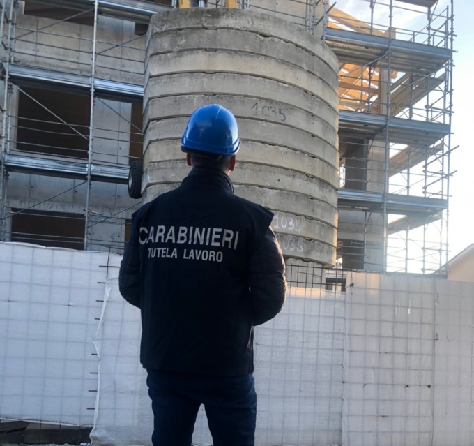 Sicurezza sul lavoro, aumentano i controlli: tre attività sospese nel settore dell’edilizia