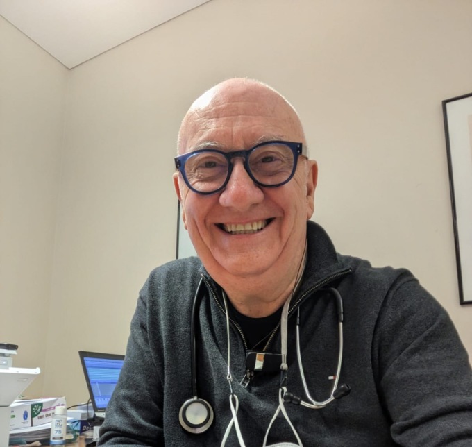 Guido Zerbinati, el “dotor”, va in pensione dopo 38 anni: lacrime ed emozione a Biancade