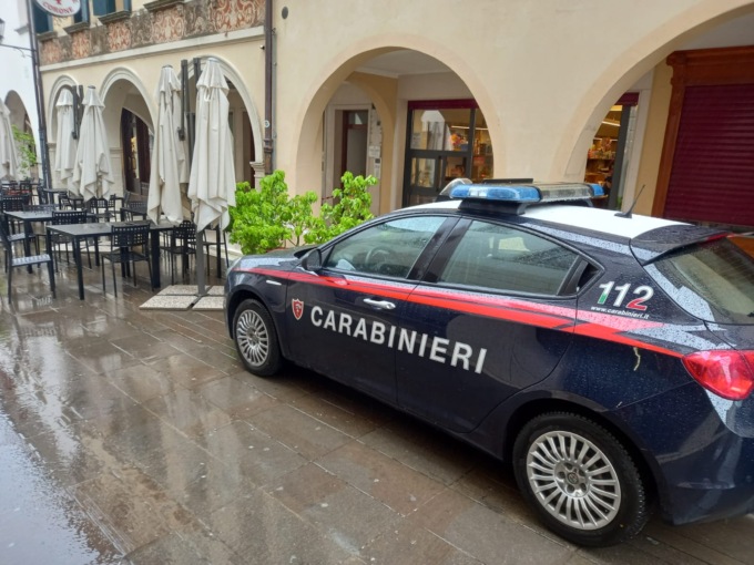 Oderzo, avvocatessa accoltellata da un cliente: l’aggressore trovato poi morto in un rustico