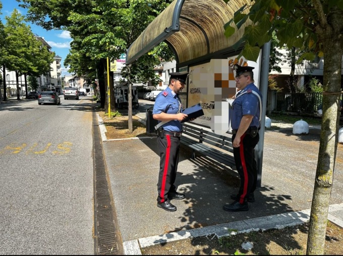 Conegliano, rifiuta di pagare il biglietto del bus: l’autista si ferma davanti ai carabinieri e lo fa arrestare