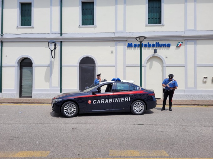 Spaccio di droga in stazione a Montebelluna, arrestato 38enne marocchino