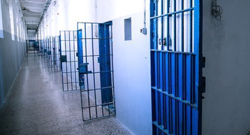 Appiccato incendio nel carcere minorile di Treviso, intossicati un detenuto e due agenti