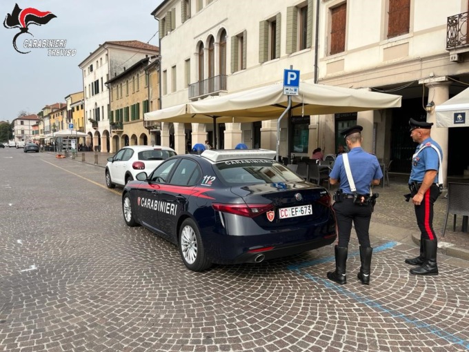 Castelfranco Veneto, furto nel bar in centro: tre arresti dopo la rocambolesca fuga a piedi
