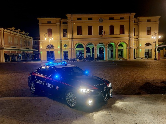 Montebelluna, catturato in un albergo il ladro albanese dalle mille identità: era pronto a rubare di nuovo