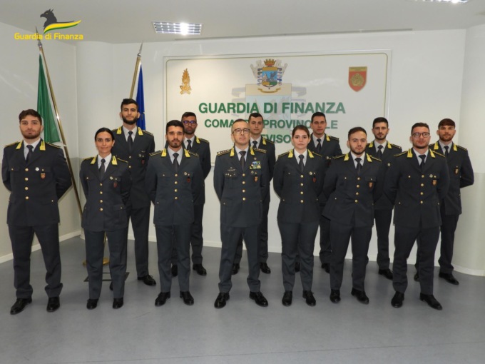 12 nuovi ispettori assegnati al Comando provinciale della Guardia di Finanza di Treviso