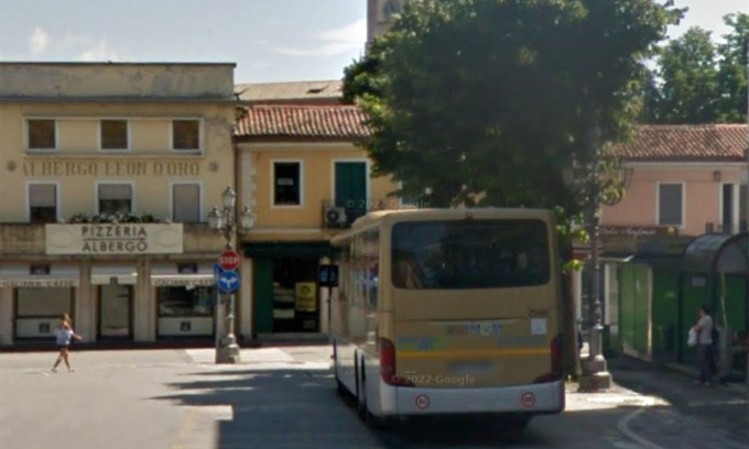 Baby gang sui bus MOM tra Conegliano e Pieve di Soligo, la paura degli autisti. Zaia: “Servizio a rischio, intervenire con rigore”