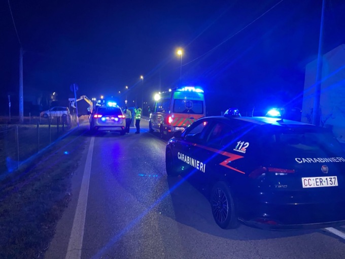 Operaio investito mentre lavorava a bordo strada, è in gravissime condizioni