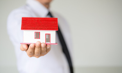 Andare a vivere da soli: cosa sapere prima di lasciare la casa dei genitori