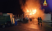 Furgone in fiamme nella notte alla "Top Car" di San Biagio di Callalta