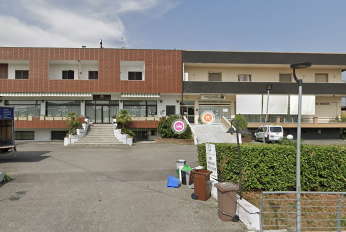 Operaio trevigiano trovato senza vita nella sua camera d’albergo in provincia di Brescia