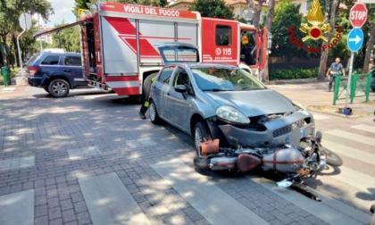 Incidente tra auto e moto a Treviso, ferita una donna