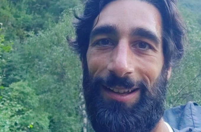 Base jumper si schianta contro le rocce in Norvegia, si è spento a 37 anni Matteo Mazza