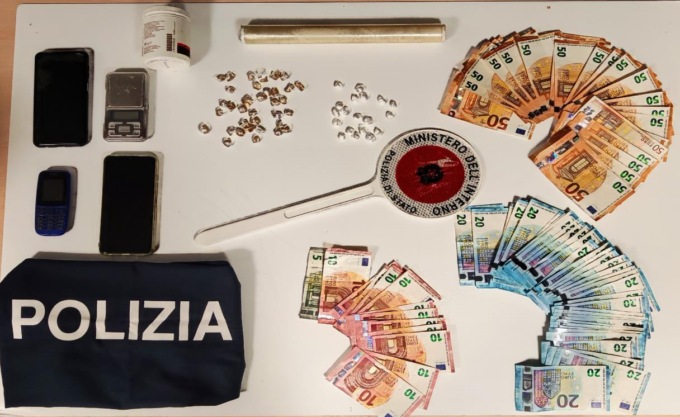 Via vai sospetto sotto casa, i residenti allertano la Polizia con l’app “YouPol”