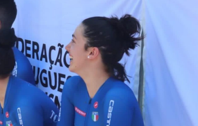 Cade durante la gara e sbatte contro un muretto, grave la ciclista Alice Toniolli