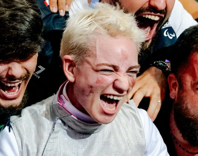 Dopo Rio e Tokyo, arriva il bronzo nella scherma per la magnifica Bebe Vio alle Paralimpiadi di Parigi 2024
