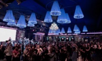 Rivolta social degli over 25 "banditi" dalla sala principale della Discoteca Odissea