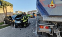 Scontro tra auto e camion a Vedelago, ferito il conducente della vettura