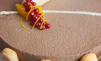 Torte fredde senza cottura con i Savoiardi: 2 ricette sfiziose che conquistano ogni palato