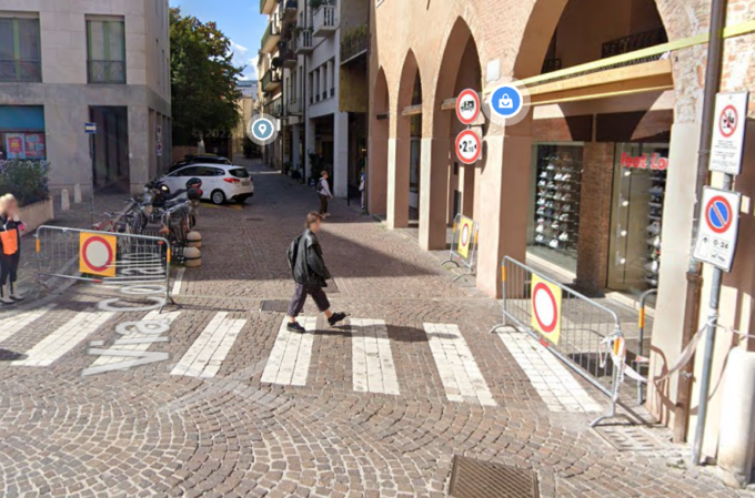 Ancora episodi di violenza a Treviso, 24enne picchiato in strada dallo zio e dal fratello