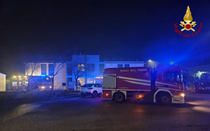 Incendio in una galvanotecnica a Codognè nella notte mentre l’azienda è chiusa