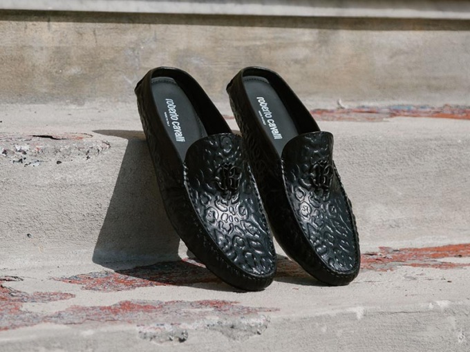 Moda luxury online: THEBS conquista il mercato con stile ed eccellenza italiana