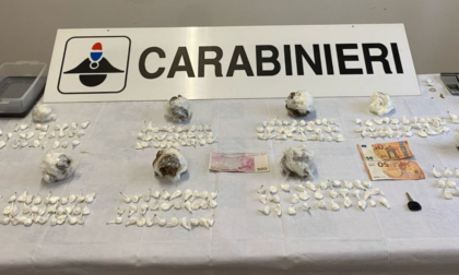 Blitz antidroga a Silea: sequestrati oltre 300 grammi di cocaina, banconote false e gioielli d'oro