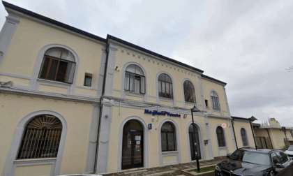 Lite a colpi di bottiglia fuori dalla stazione a Mogliano Veneto, ferito un 47enne
