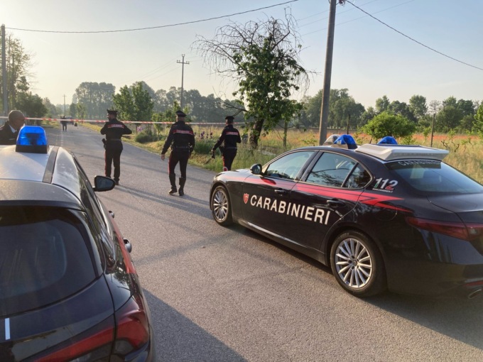 Lite fuori da una discoteca a Castelfranco Veneto: morto un 20enne, ferito gravemente un altro ragazzo