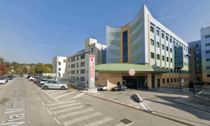 Paziente tira un pugno in faccia a un infermiere del pronto soccorso di Montebelluna