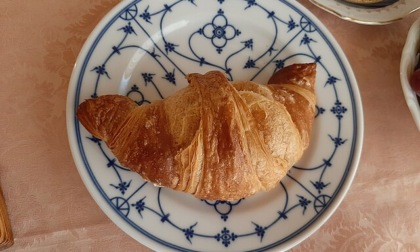 10 centesimi per il taglio di una brioche: la pasticceria al centro della polemica