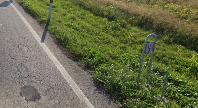 Scontro frontale tra due auto a Maserada, 56enne positiva all’alcoltest